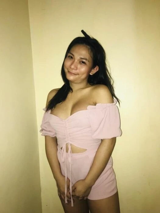 Janelle_hdz Profile image 3