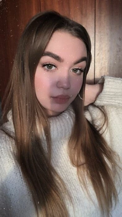 redrose809 Profile image 2