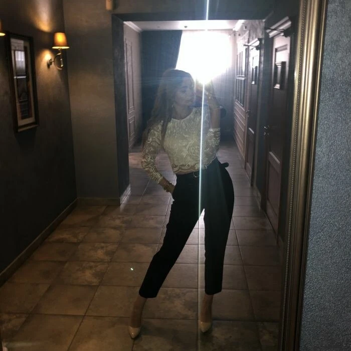 redrose809 Profile image 3