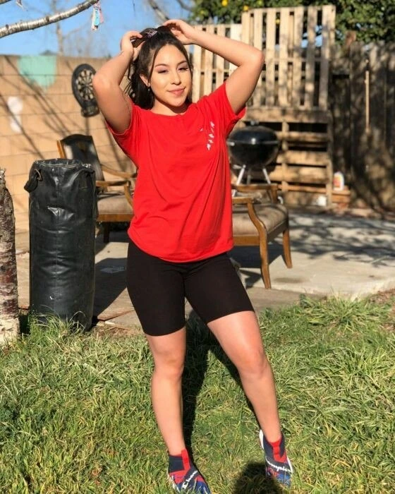 Laila145 Profile image 1