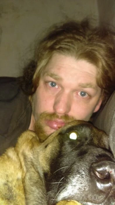 n0tj3ffj0hns Profile image 1