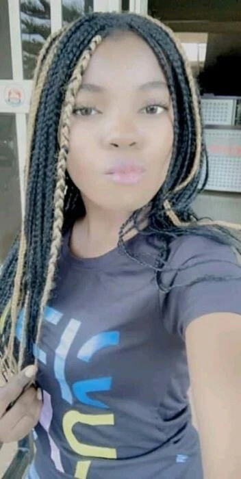 lindseybabyy Profile image 2