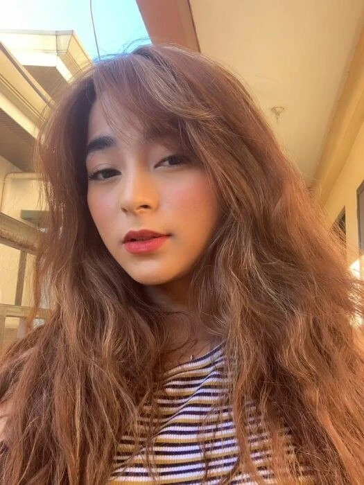 Lucy__hearting Profile image 1