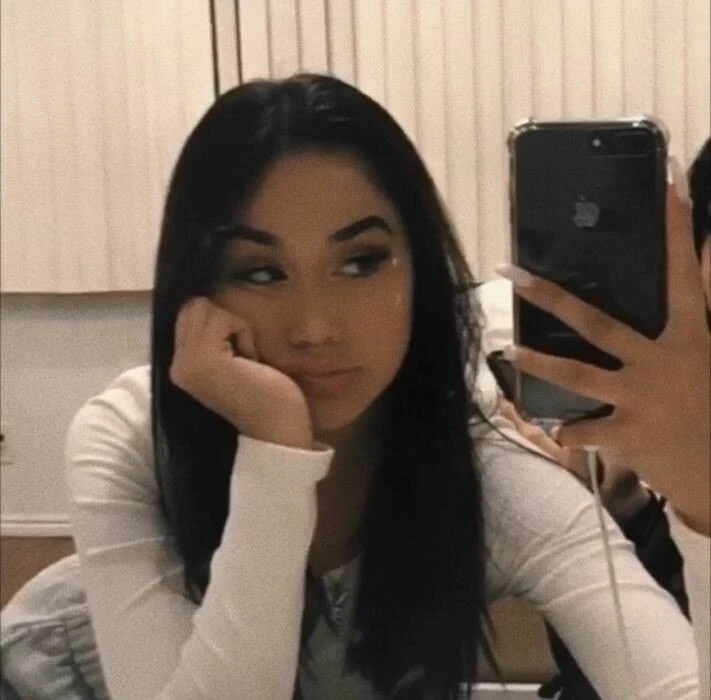 mari3000px Profile image 2