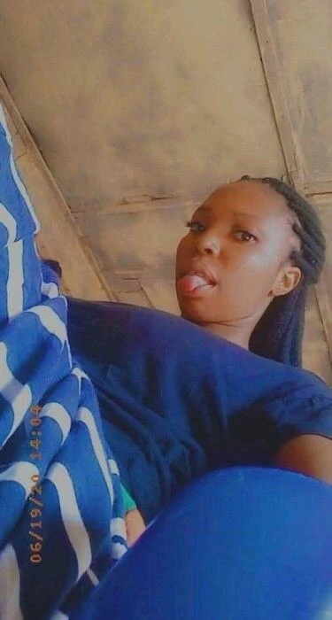 emmababy03 Profile image 2