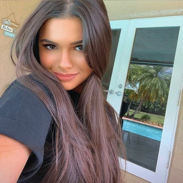 Bianka Flower Profile image 2